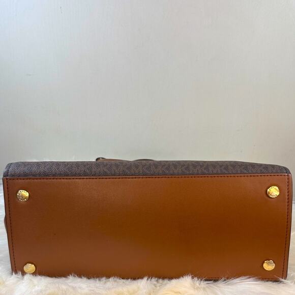 Michael Kors Hamilton Medium Logo Satchel - Picture 10 of 15